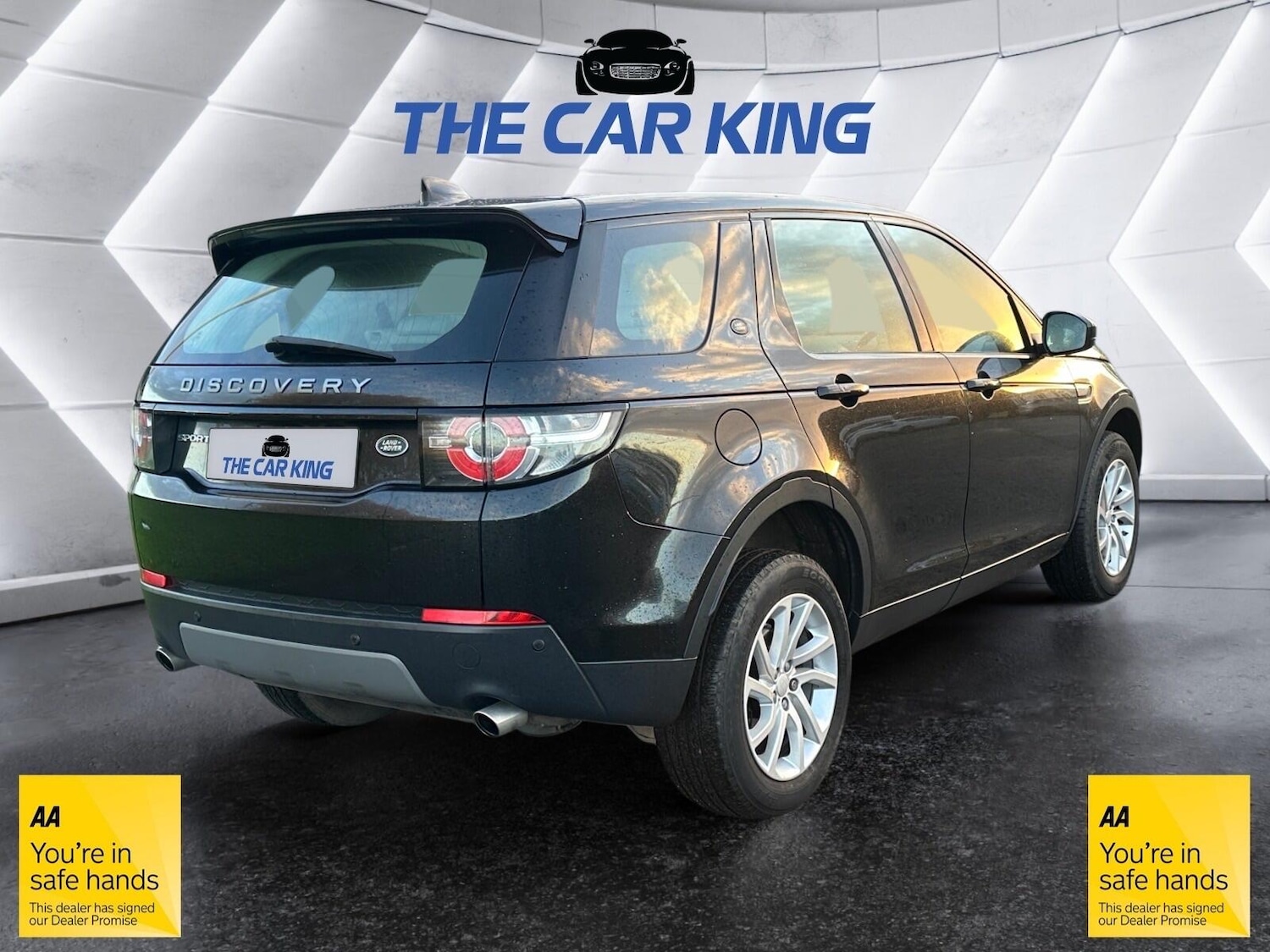 Used Land Rover Discovery Sport 2017 for sale - 77081721: Photo 8