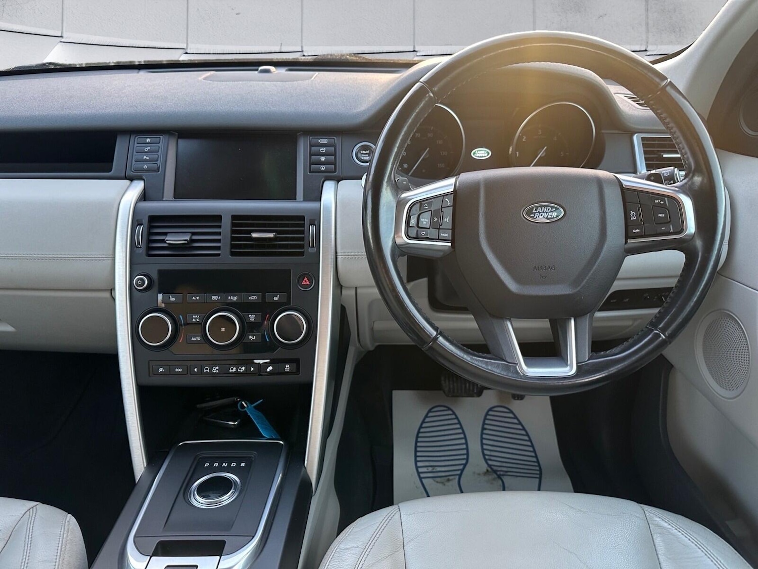 Used Land Rover Discovery Sport 2017 for sale - 77081721: Photo 9