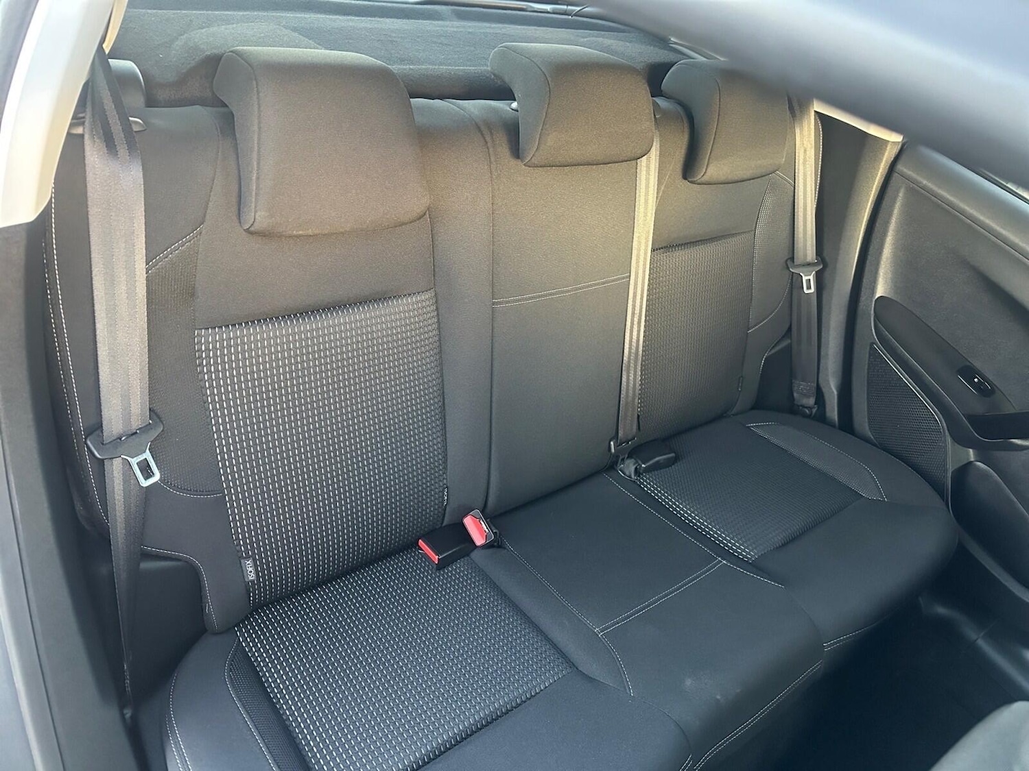 Used Peugeot 208 2018 for sale - 77131863: Photo 10