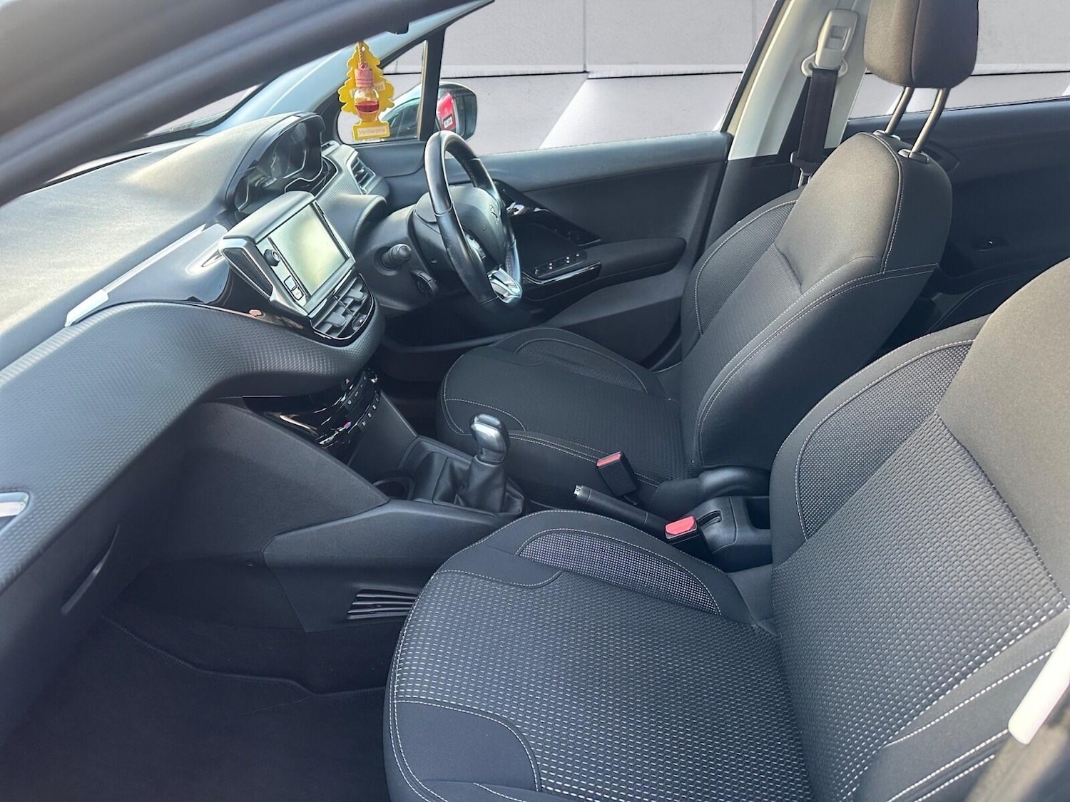 Used Peugeot 208 2018 for sale - 77131863: Photo 13