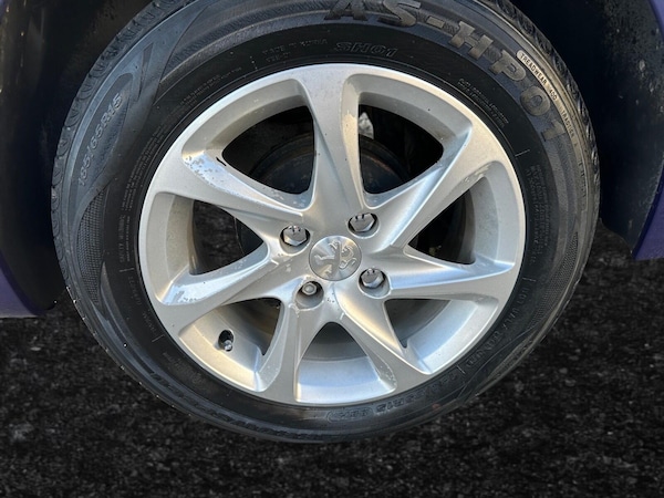Used Peugeot 208 2014 for sale - 75682127: Photo 10