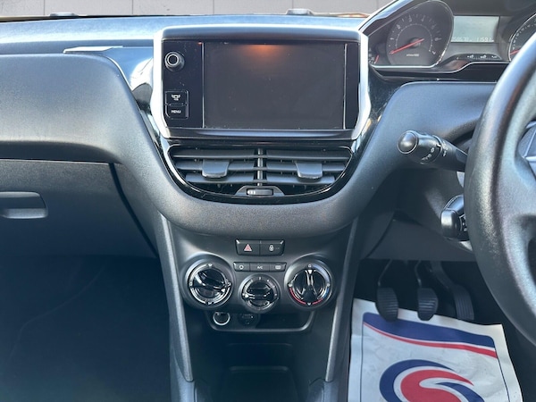 Used Peugeot 208 2014 for sale - 75682127: Photo 11