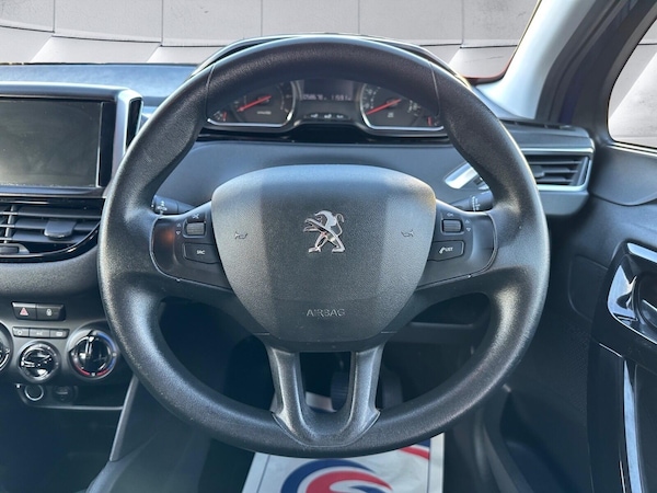 Used Peugeot 208 2014 for sale - 75682127: Photo 13