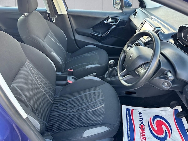 Used Peugeot 208 2014 for sale - 75682127: Photo 8