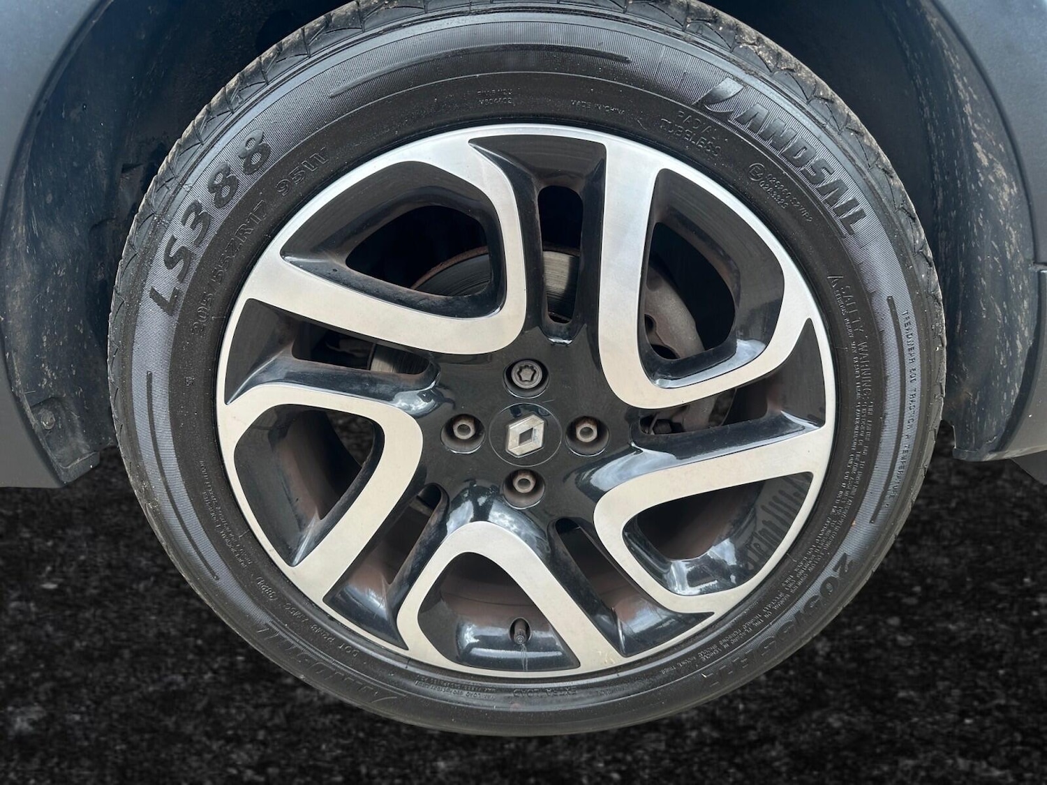 Used Renault Captur for sale - 78127582: Photo 12