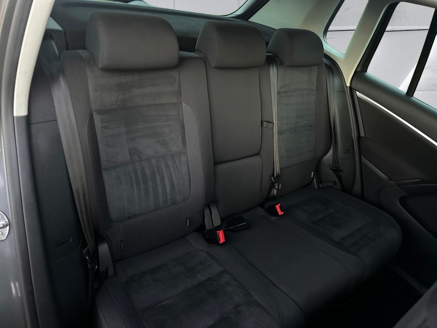 Used Volkswagen Tiguan 2014 for sale - 76855654: Photo 11