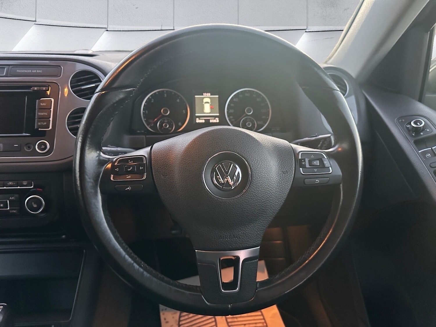 Used Volkswagen Tiguan 2014 for sale - 76855654: Photo 14