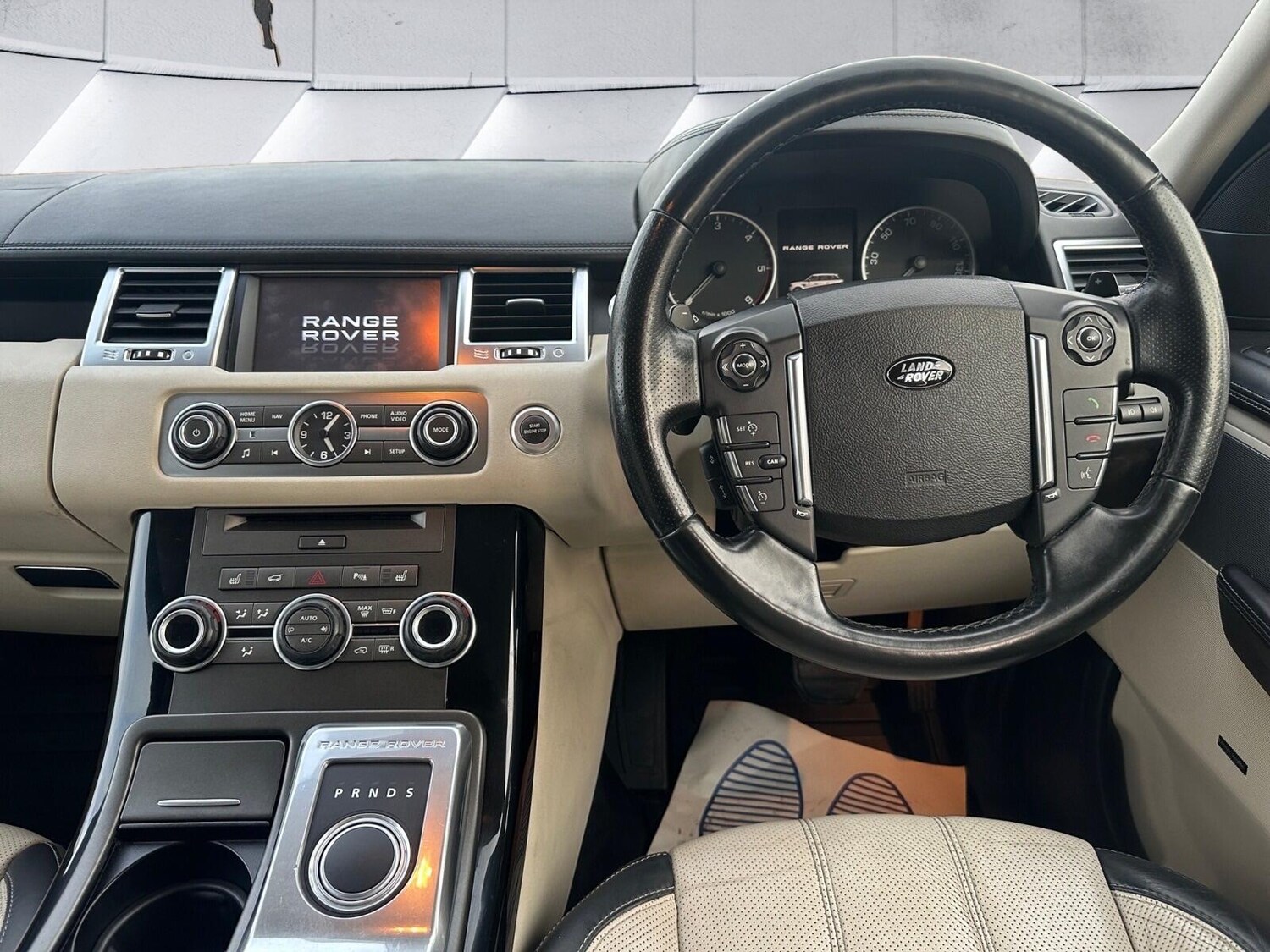 Used Land Rover Range Rover Sport 2011 for sale - 76620181: Photo 9