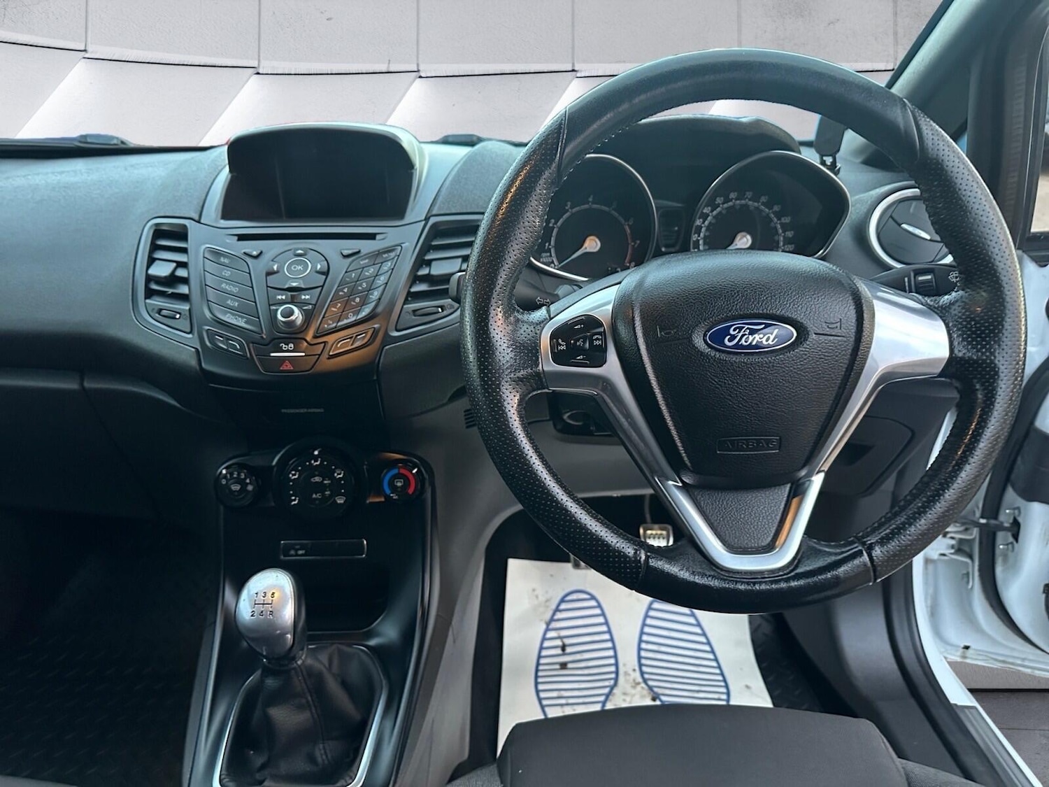 Used Ford Fiesta 2017 for sale - 76424960: Photo 10