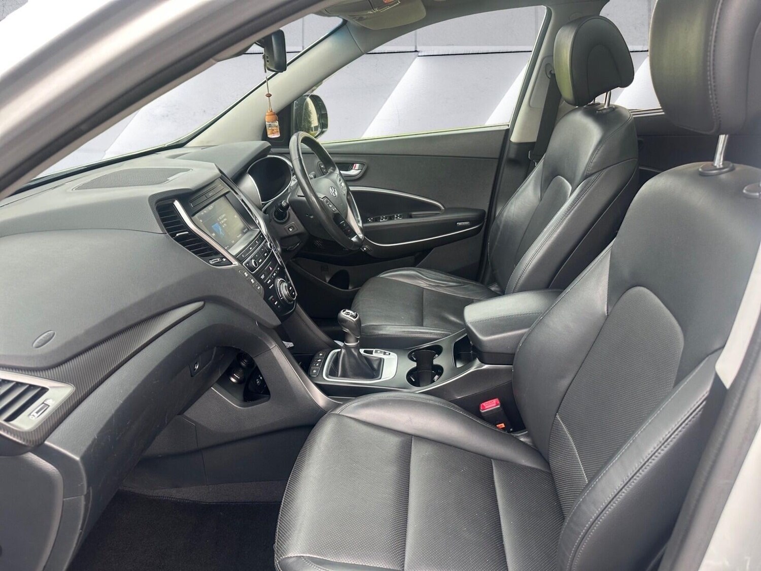 Used Hyundai Santa Fe 2016 for sale - 77909501: Photo 15