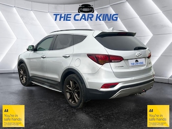 Used Hyundai Santa Fe 2016 for sale - 77909501: Photo