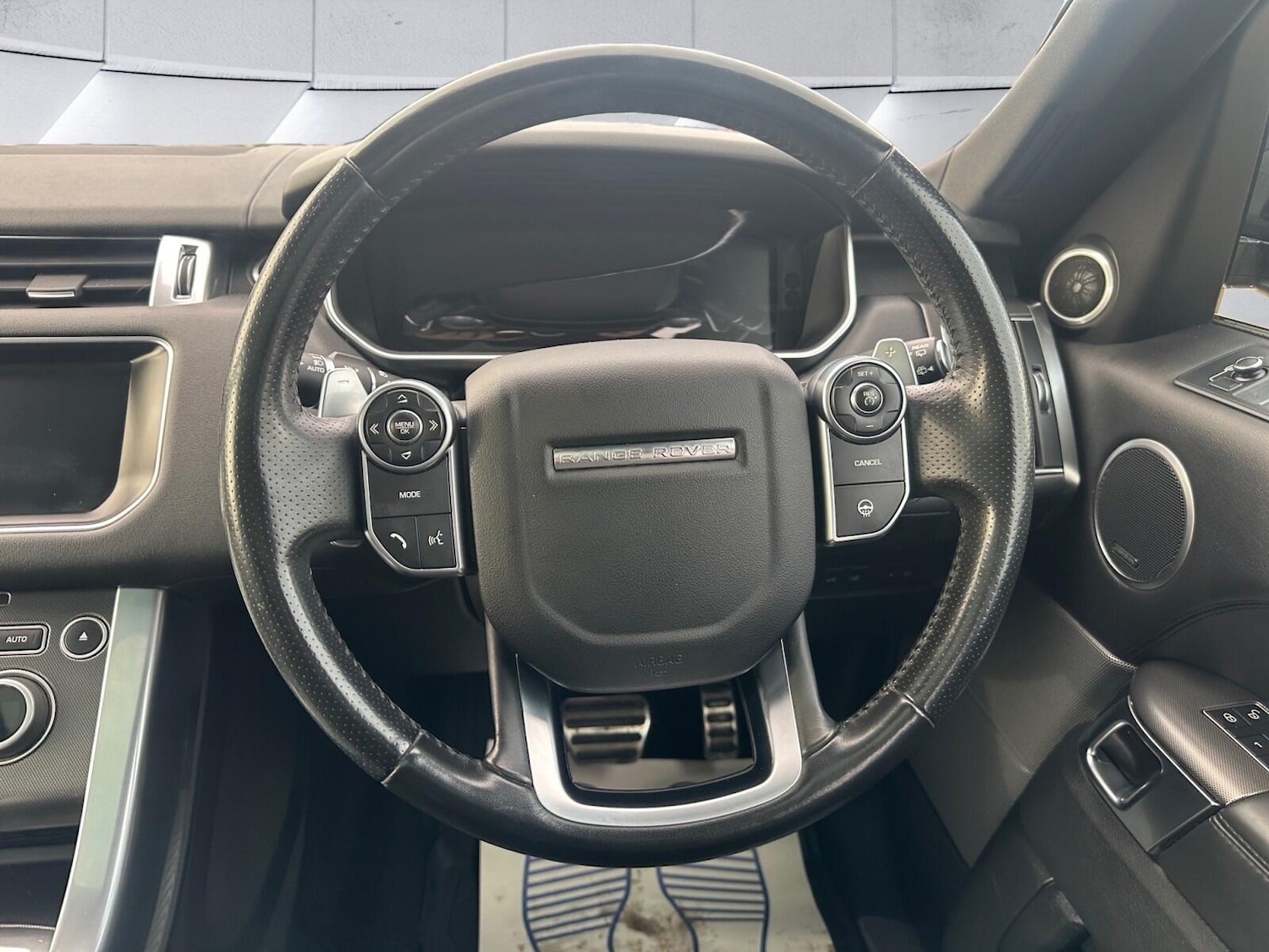 Used Land Rover Range Rover Sport 2017 for sale - 76993742: Photo 14