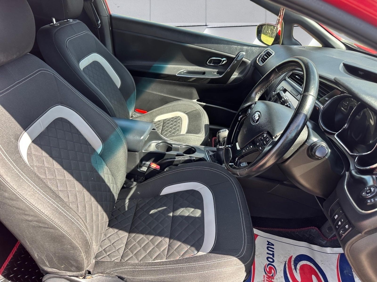 Used Kia Ceed 2015 for sale - 76398782: Photo 10