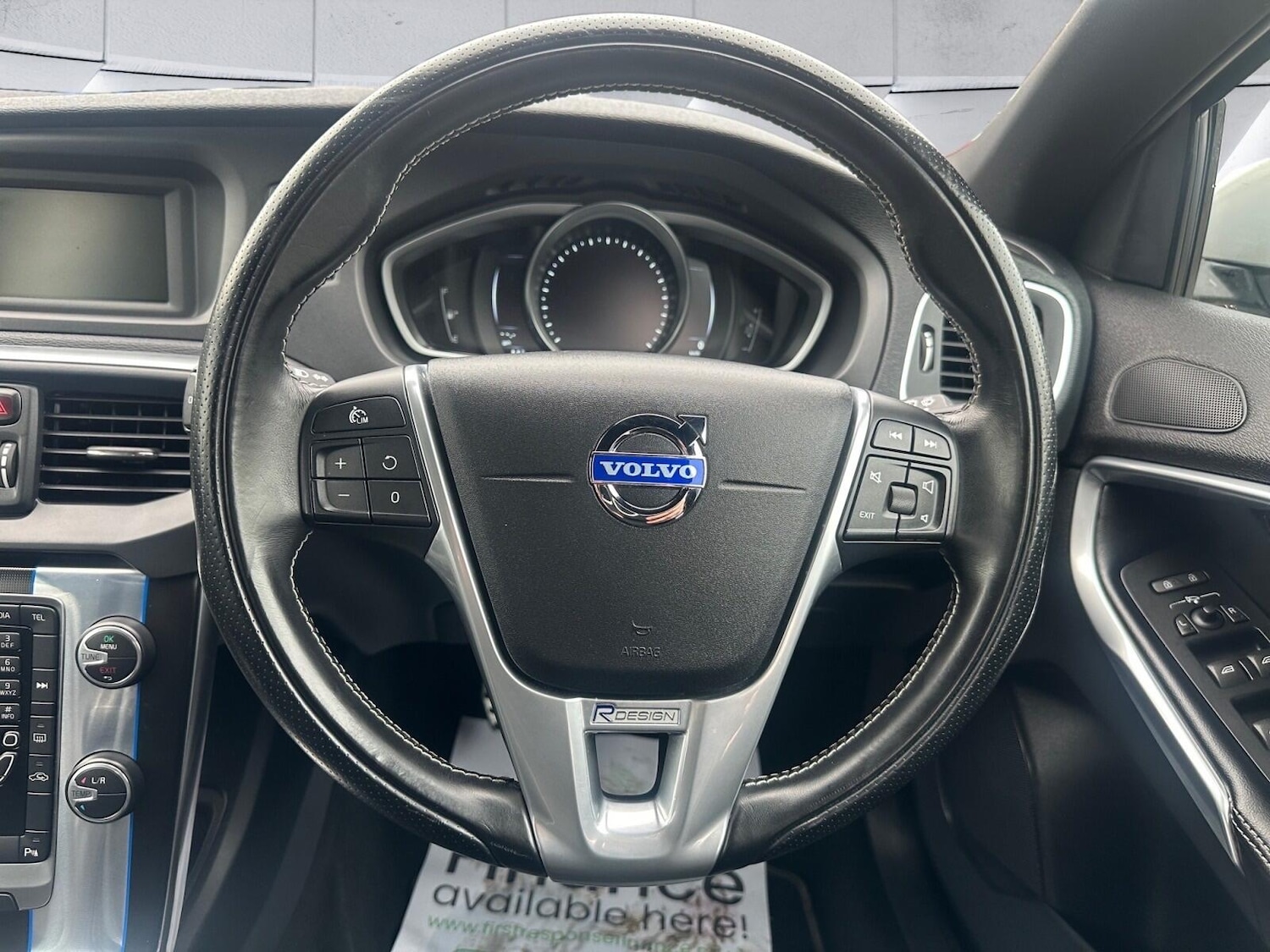 Used Volvo V40 2015 for sale - 77633097: Photo 14