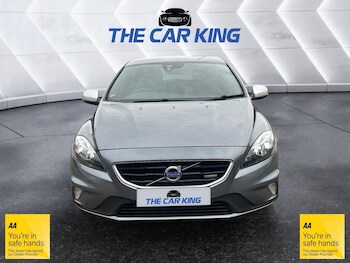 Used Volvo V40 2015 for sale - 77633097: Photo