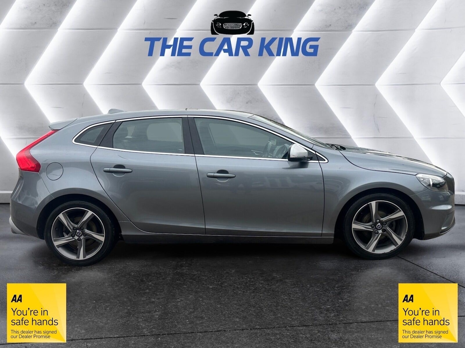 Used Volvo V40 2015 for sale - 77633097: Photo 7