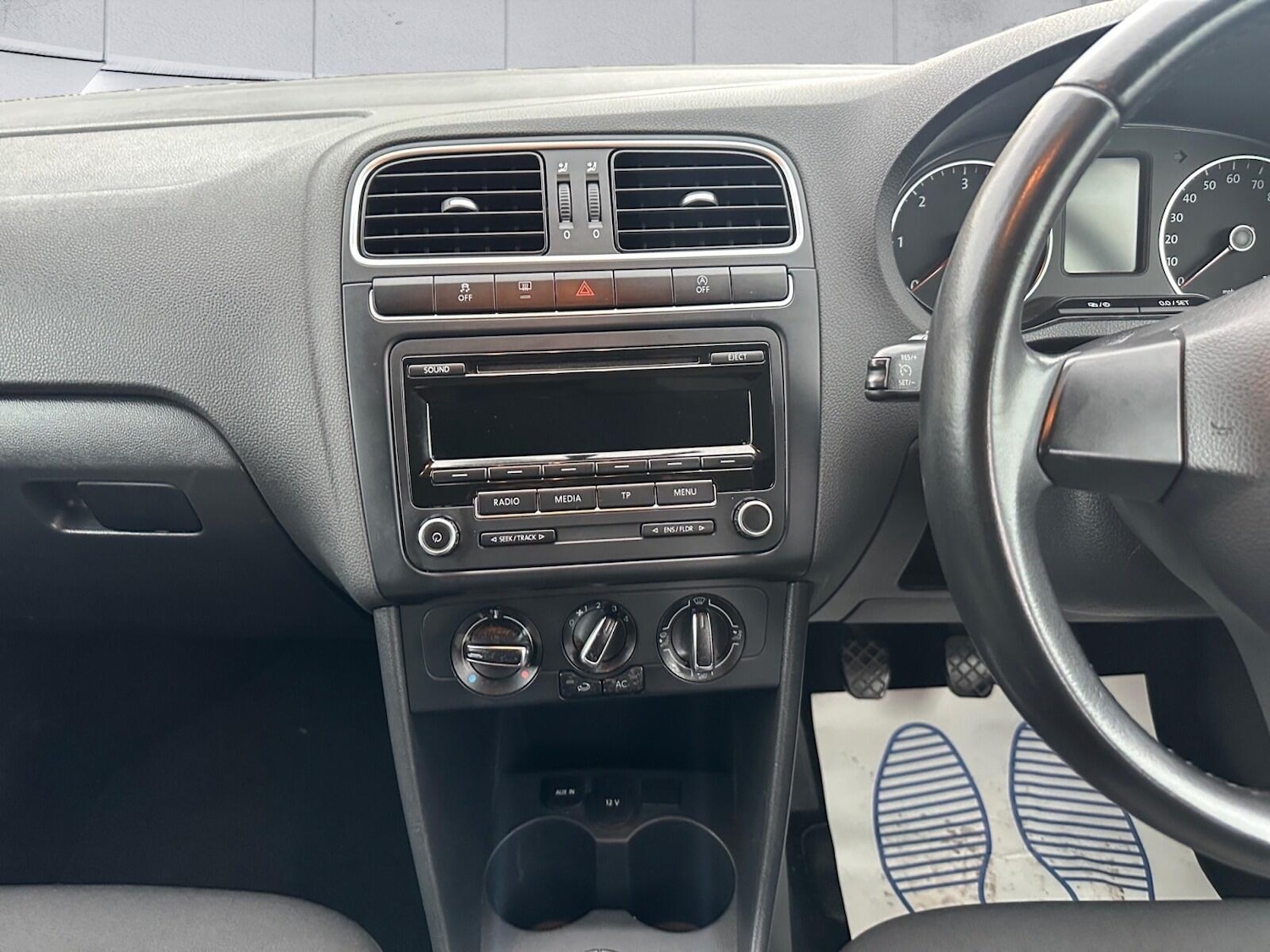 Used Volkswagen Polo 2013 for sale - 76499099: Photo 9