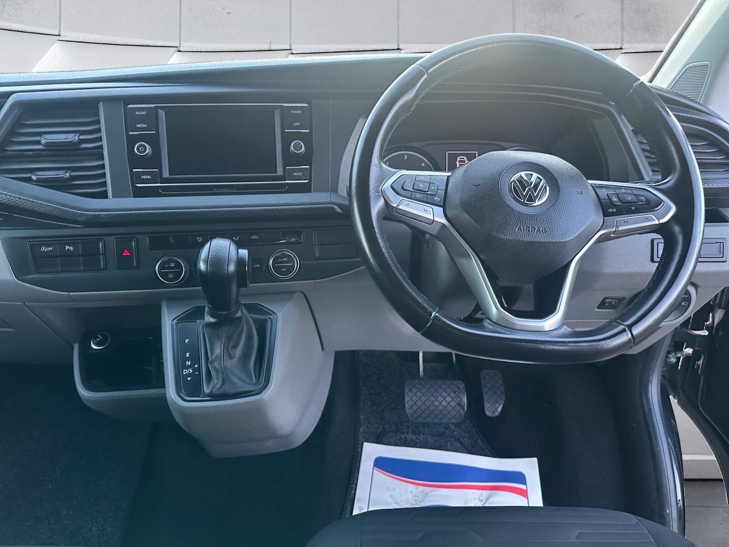 Used Volkswagen Transporter Shuttle 2020 for sale - 76752883: Photo 10