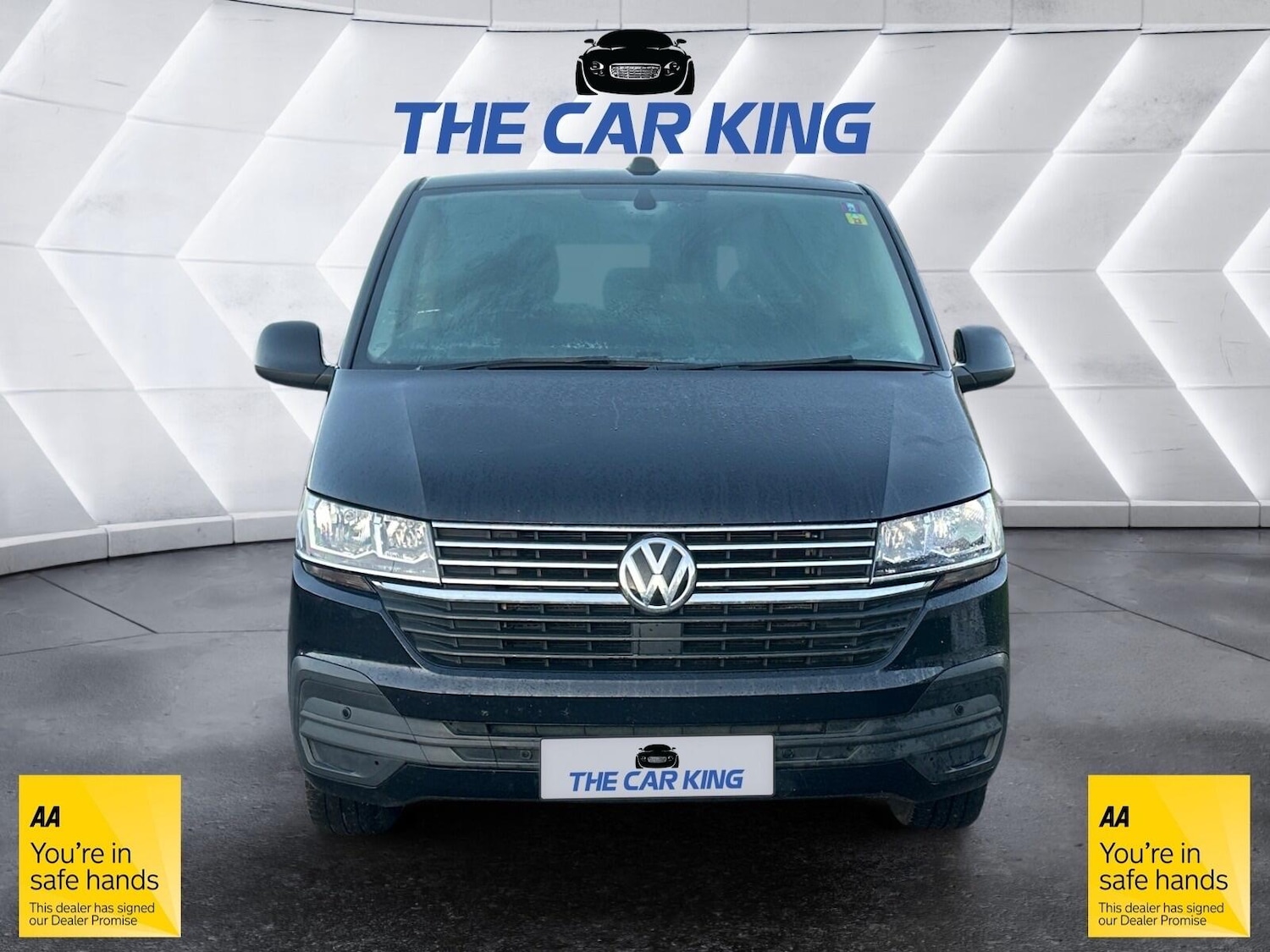 Used Volkswagen Transporter Shuttle 2020 for sale - 76752883: Photo 2