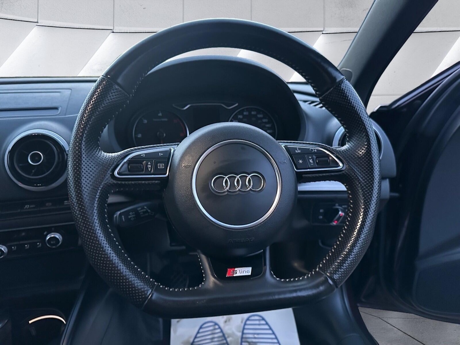 Used Audi A3 2013 for sale - 76913437: Photo 14