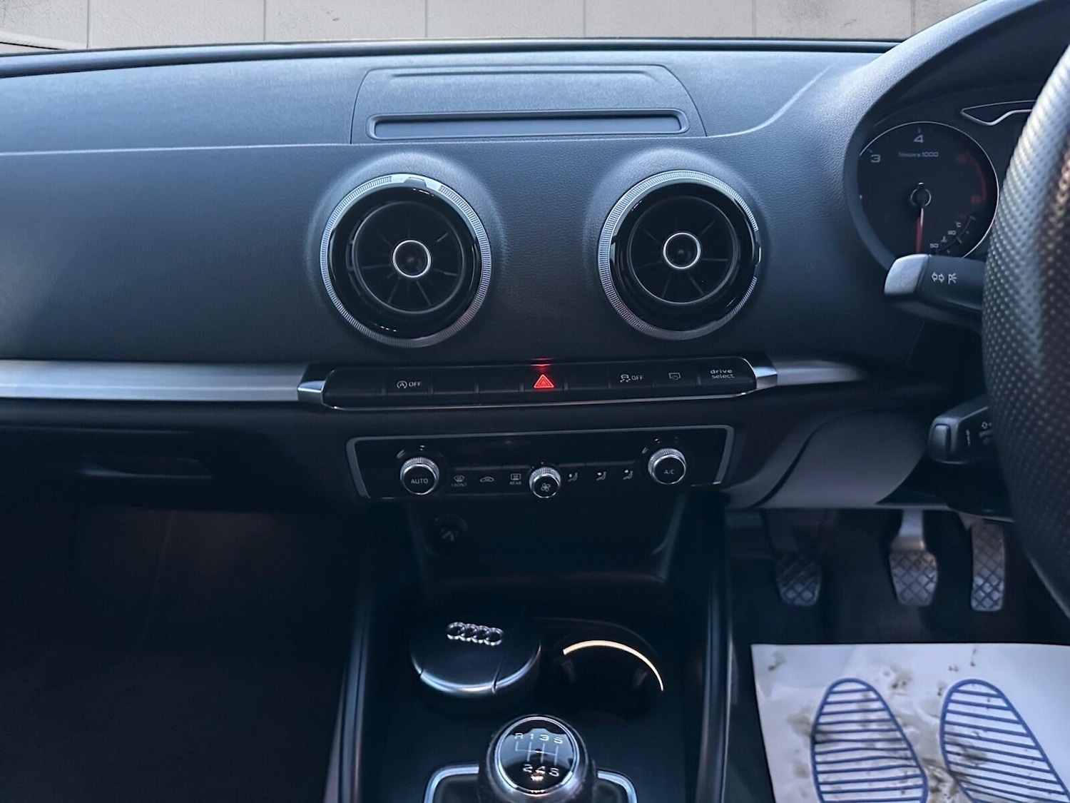 Used Audi A3 2013 for sale - 76913437: Photo 9