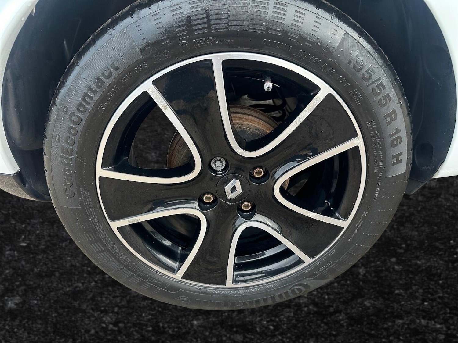 Used Renault Clio for sale - 76995810: Photo 12