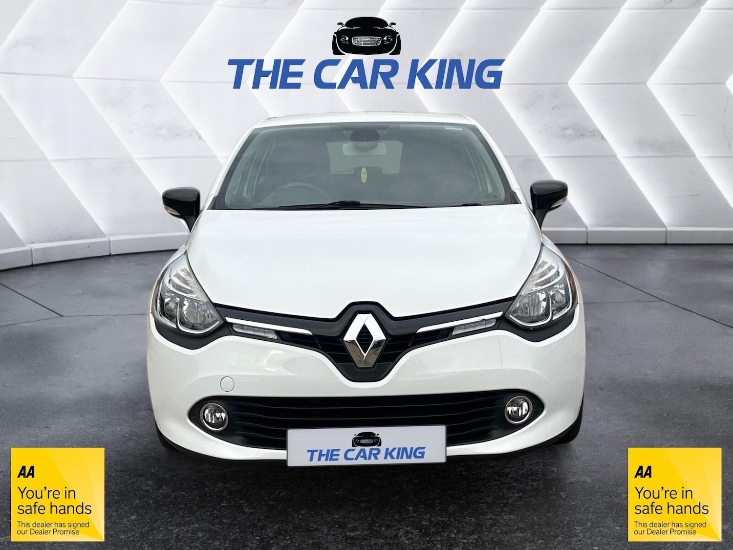 Used Renault Clio for sale - 76995810: Photo 2