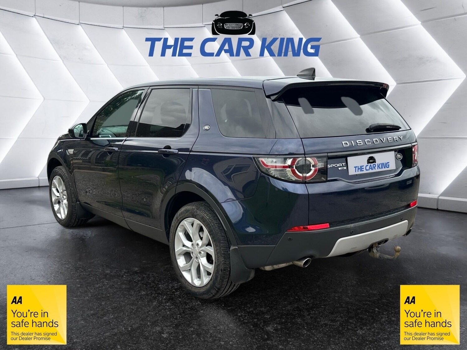 Used Land Rover Discovery Sport 2016 for sale - 76083887: Photo 4