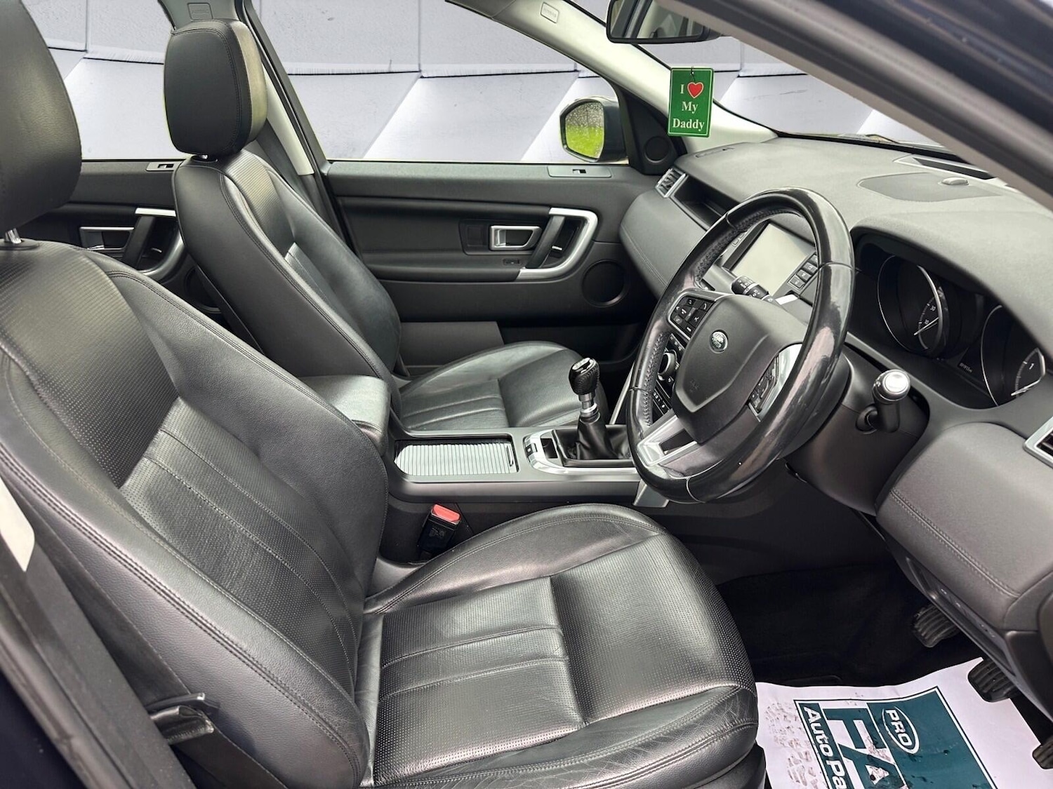 Used Land Rover Discovery Sport 2016 for sale - 76083887: Photo 9