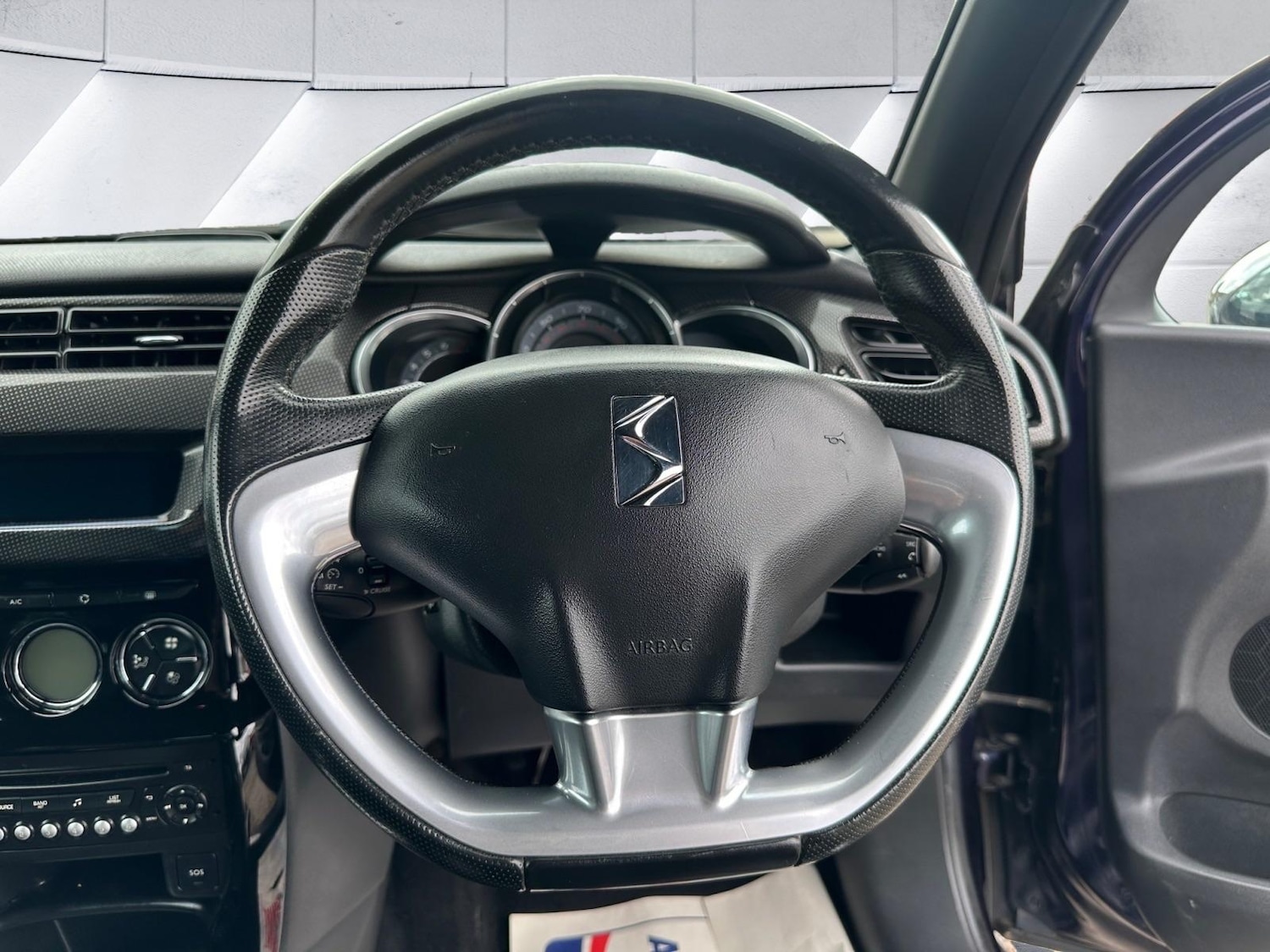 Used Citroen DS3 2014 for sale - 76283337: Photo 13