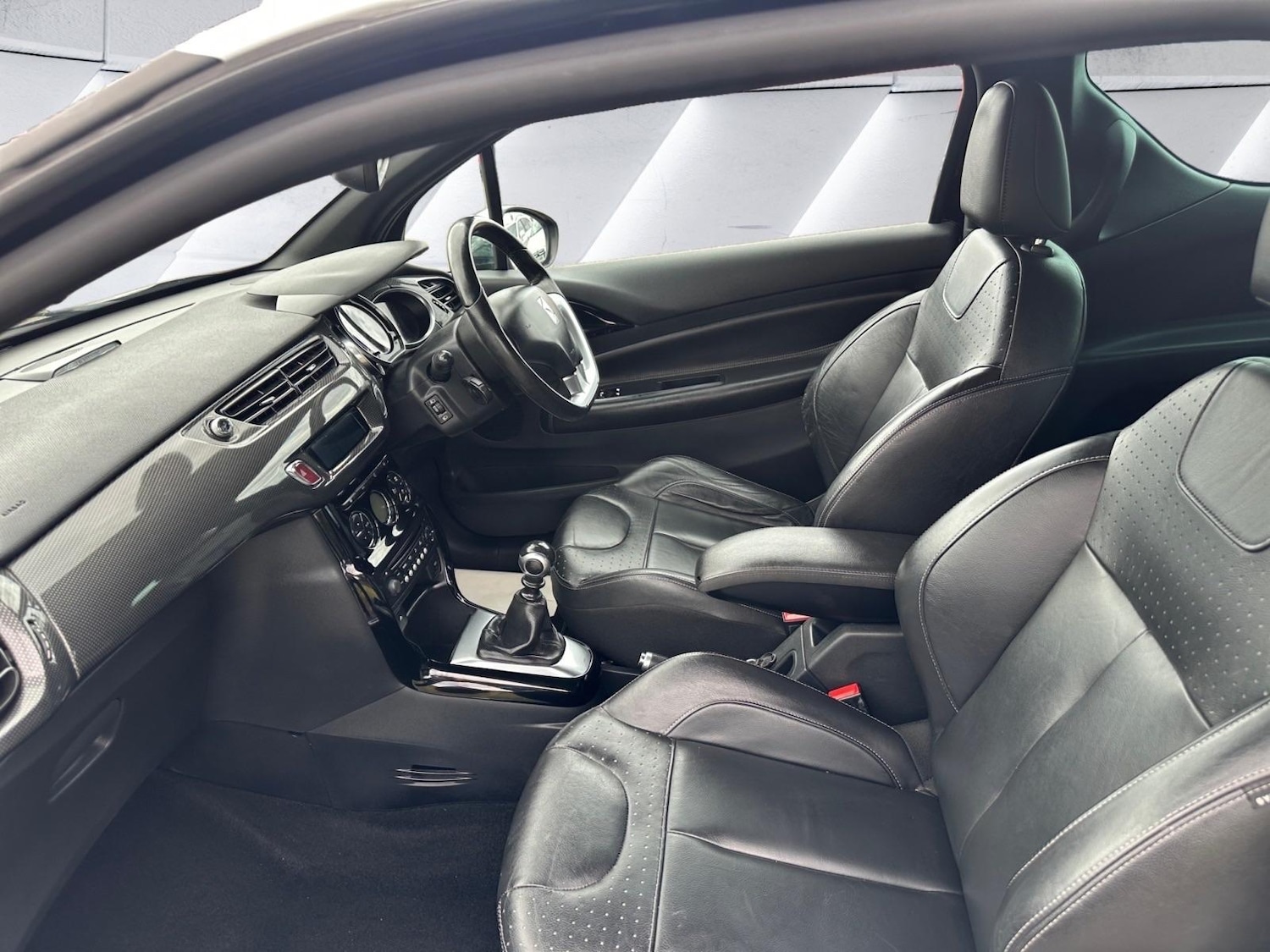 Used Citroen DS3 2014 for sale - 76283337: Photo 15