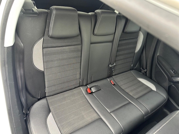 Used Peugeot 2008 2015 for sale - 76031965: Photo 11