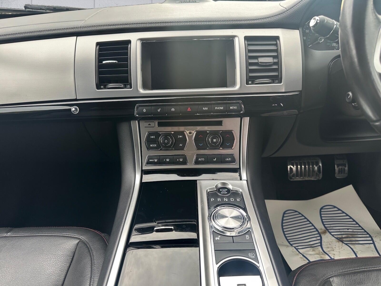 Used Jaguar XF 2015 for sale - 76701735: Photo 14