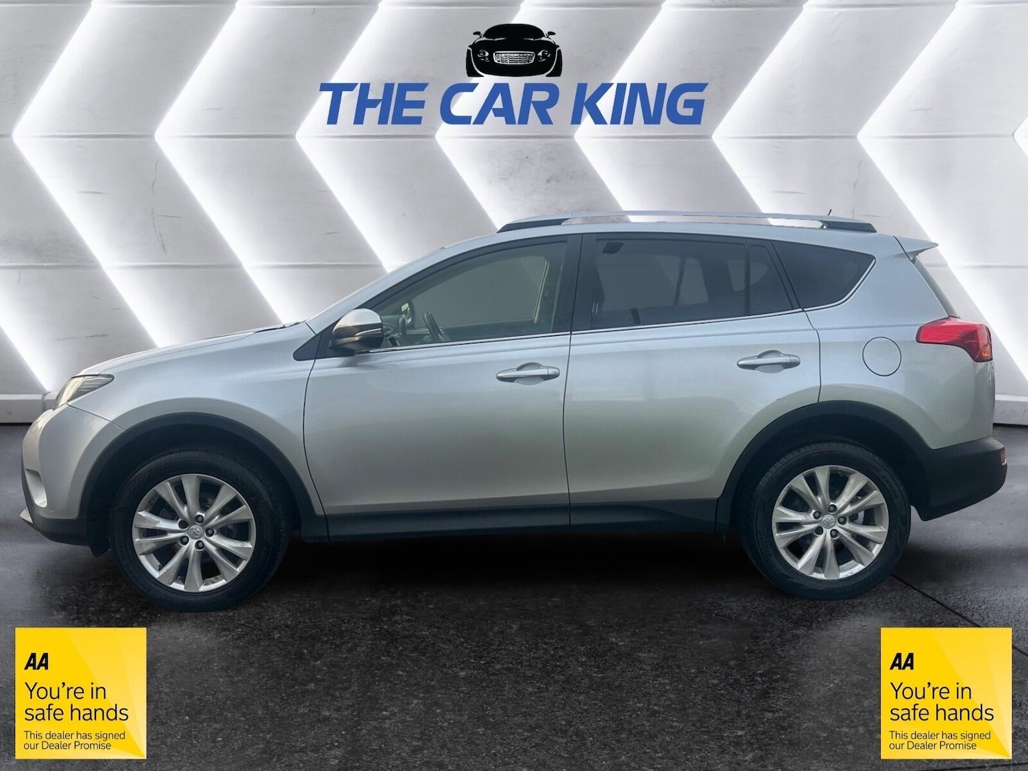 Used Toyota RAV4 2013 for sale - 76825253: Photo 5