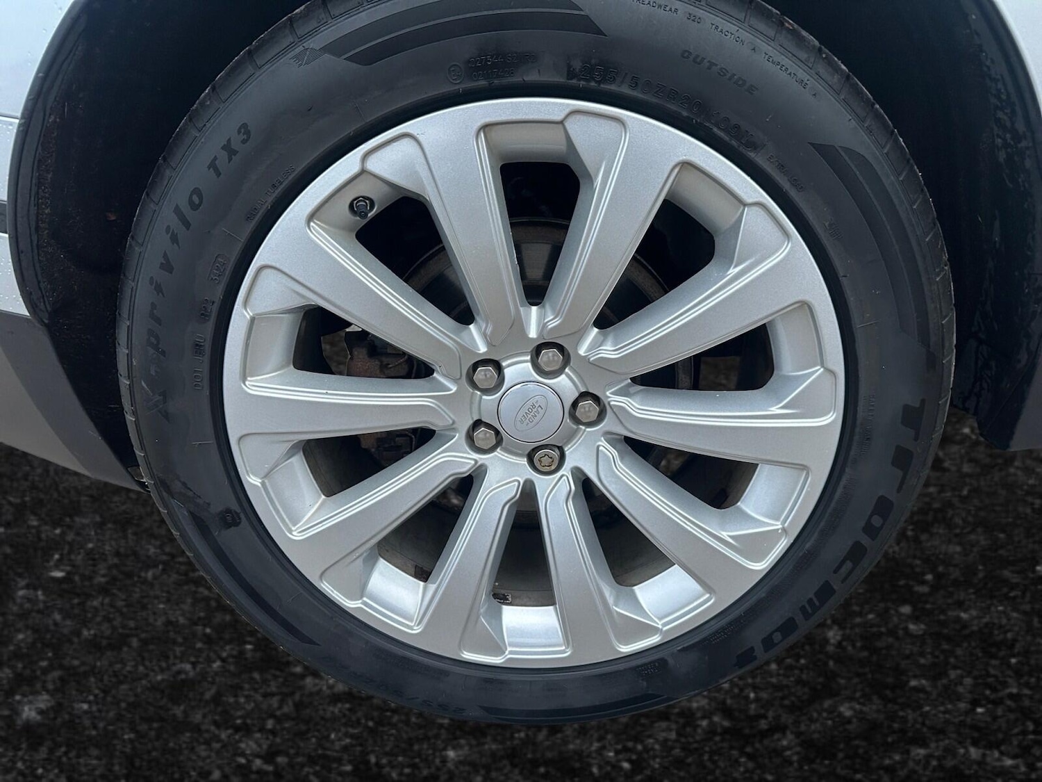 Used Land Rover Range Rover Velar 2018 for sale - 76423824: Photo 12