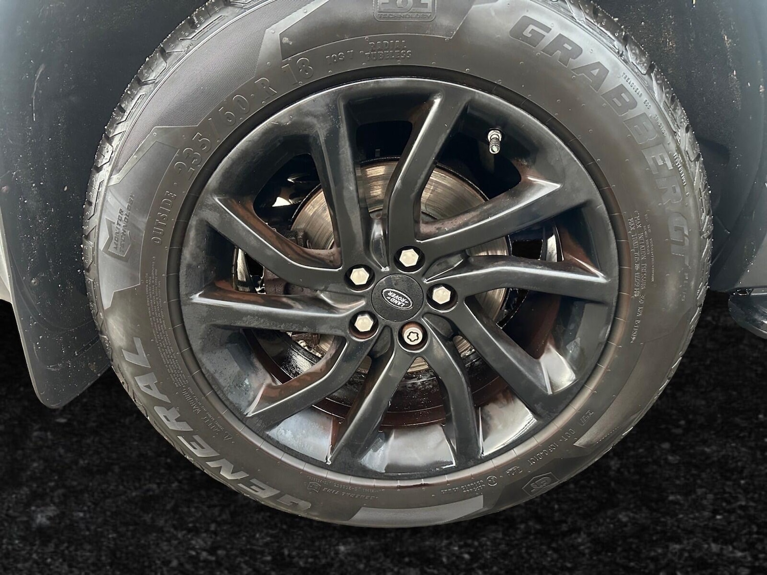 Used Land Rover Discovery Sport 2018 for sale - 76771729: Photo 11