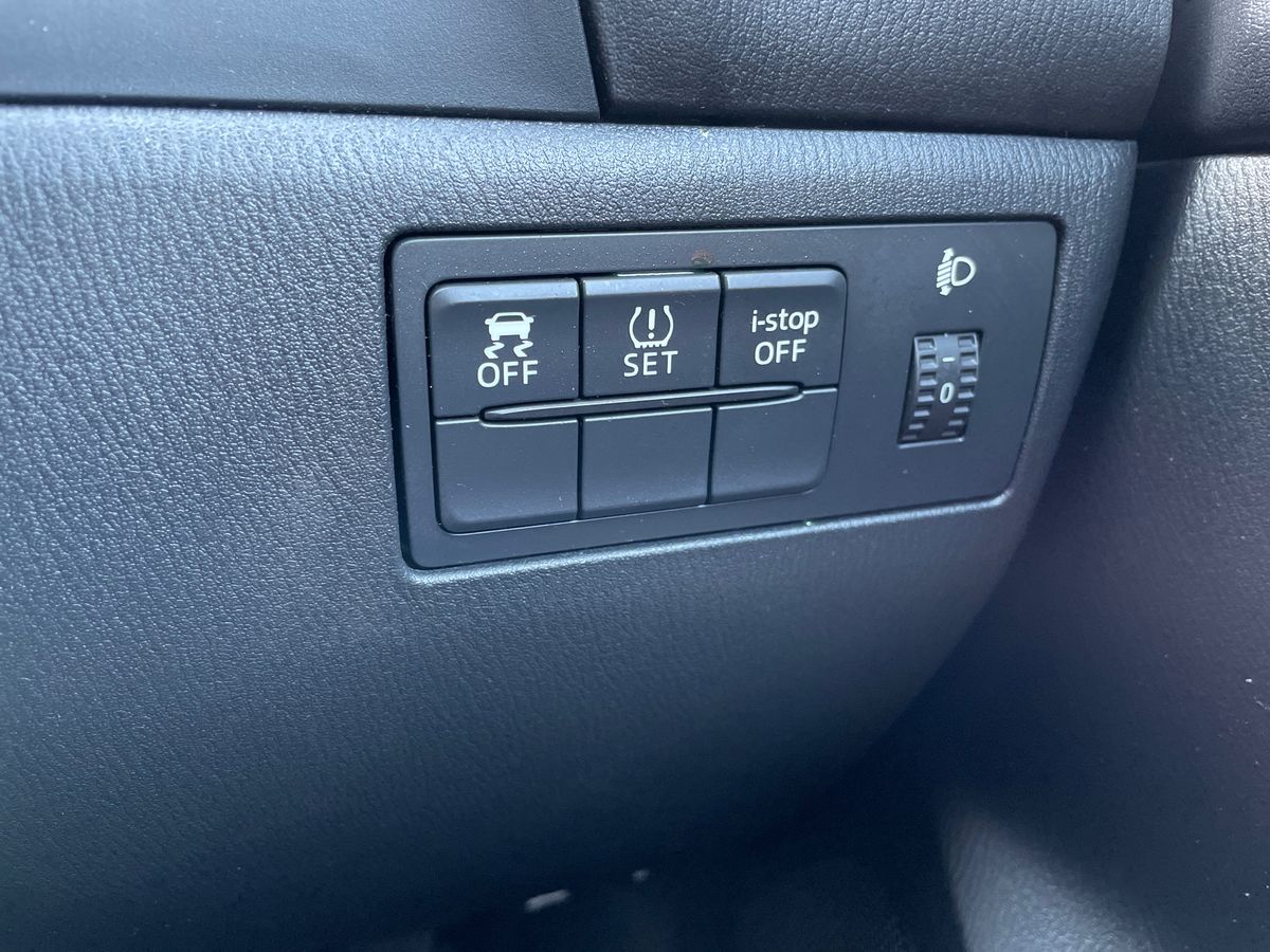 Used Mazda Mazda3 2016 for sale - 77660310: Photo 30