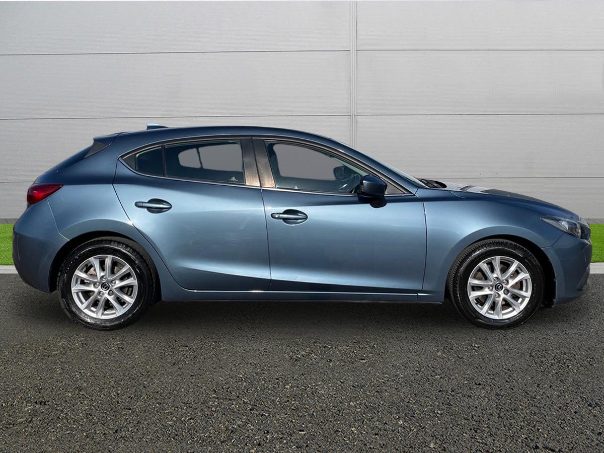 Used Mazda Mazda3 2016 for sale - 77660310: Photo 8