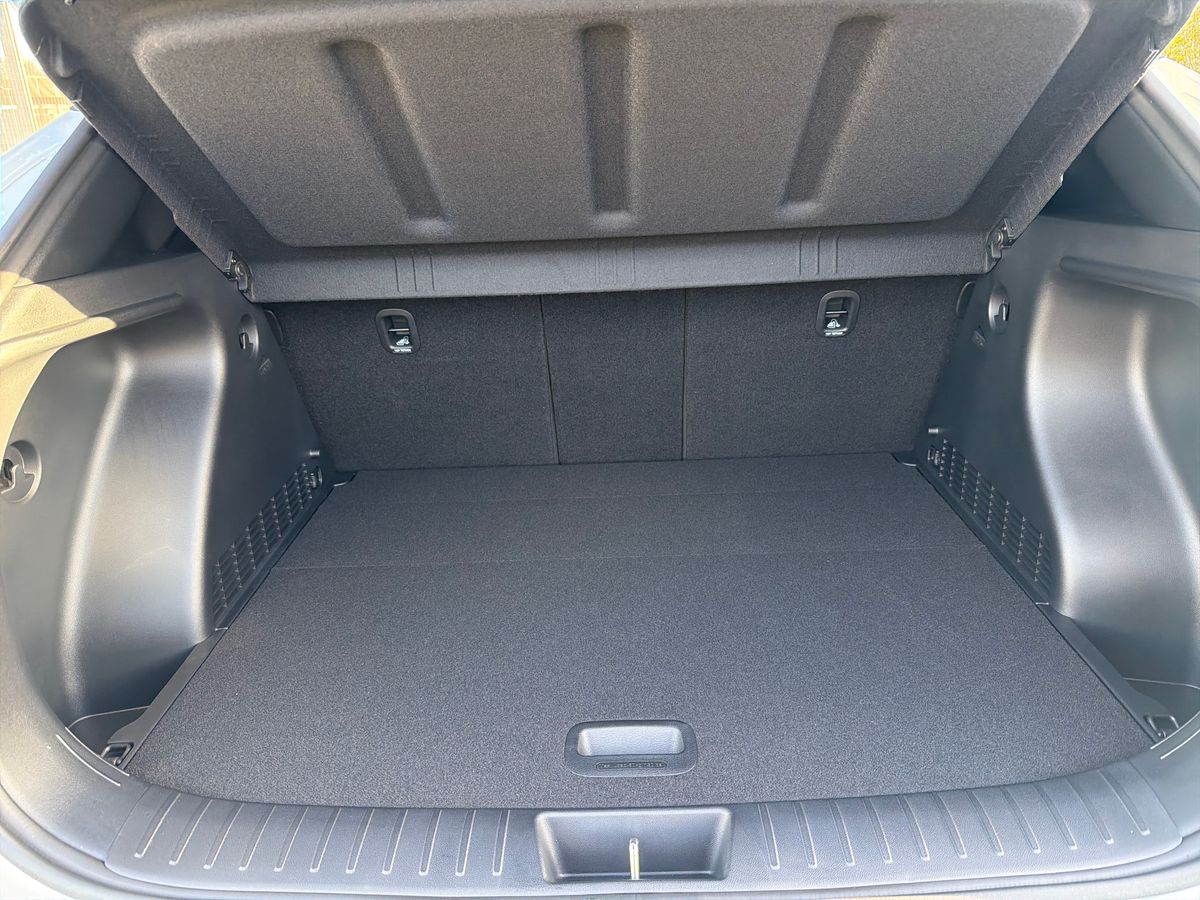 Used Hyundai KONA 2025 for sale - 77002905: Photo 12