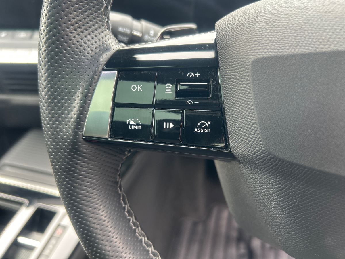 Used Vauxhall Astra 2023 for sale - 78128945: Photo 16