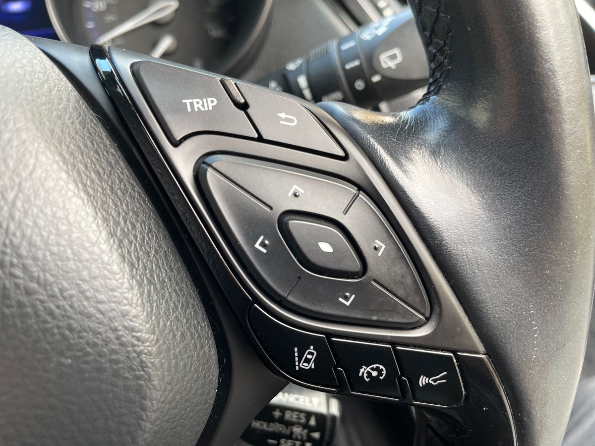 Used Toyota C-HR 2017 for sale - 77877419: Photo 17