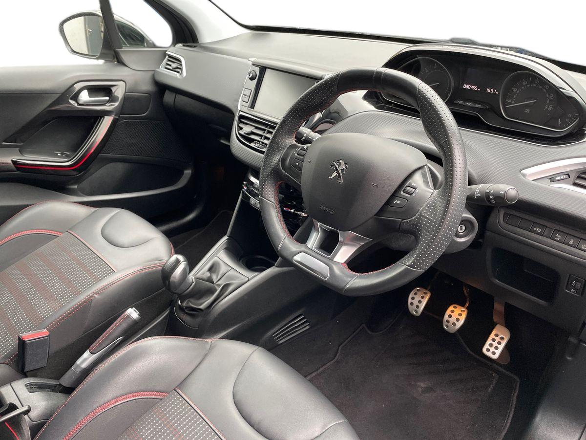 Used Peugeot 208 2017 for sale - 77855764: Photo 15