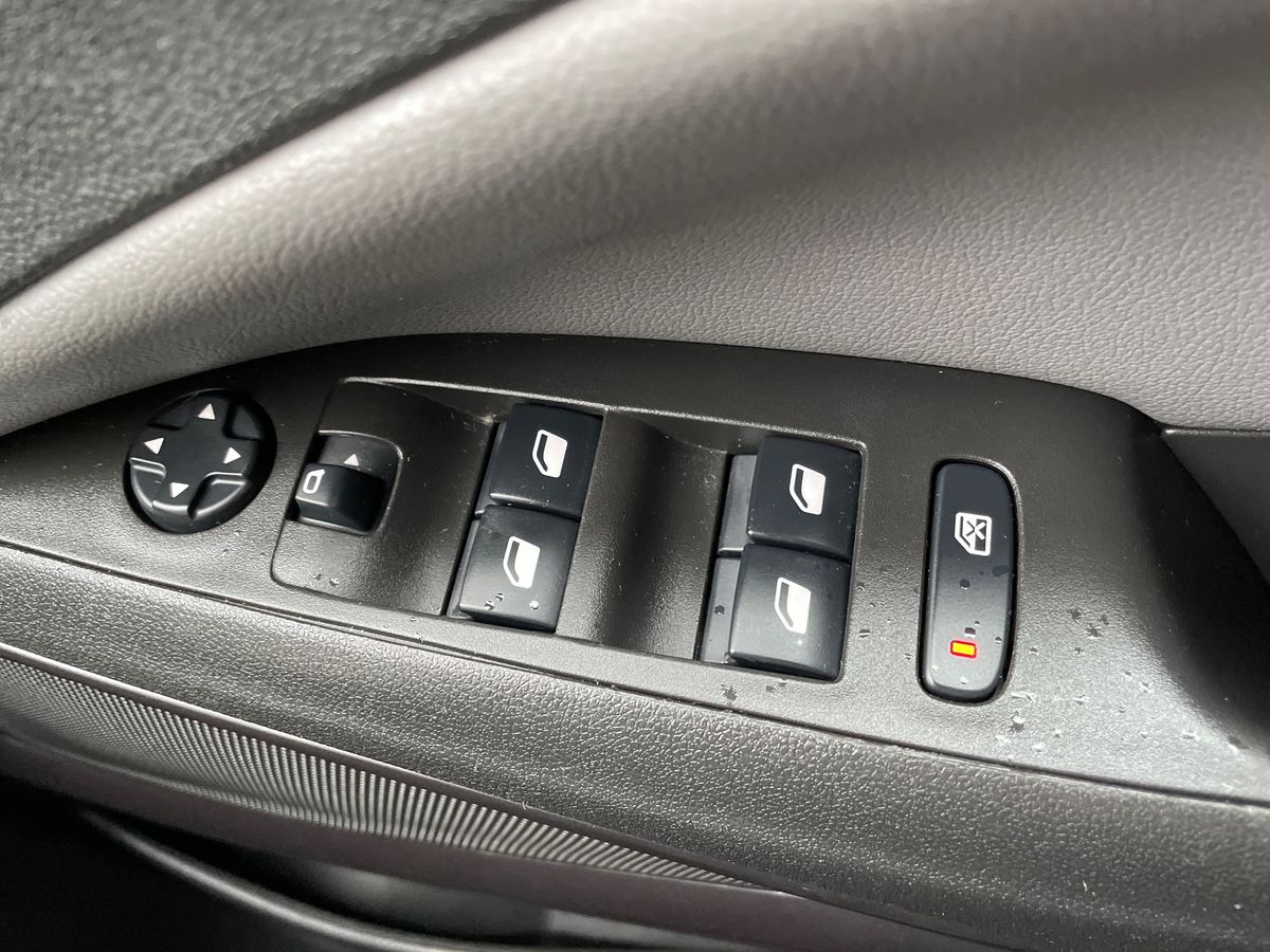 Used Vauxhall Crossland X 2018 for sale - 77855700: Photo 20