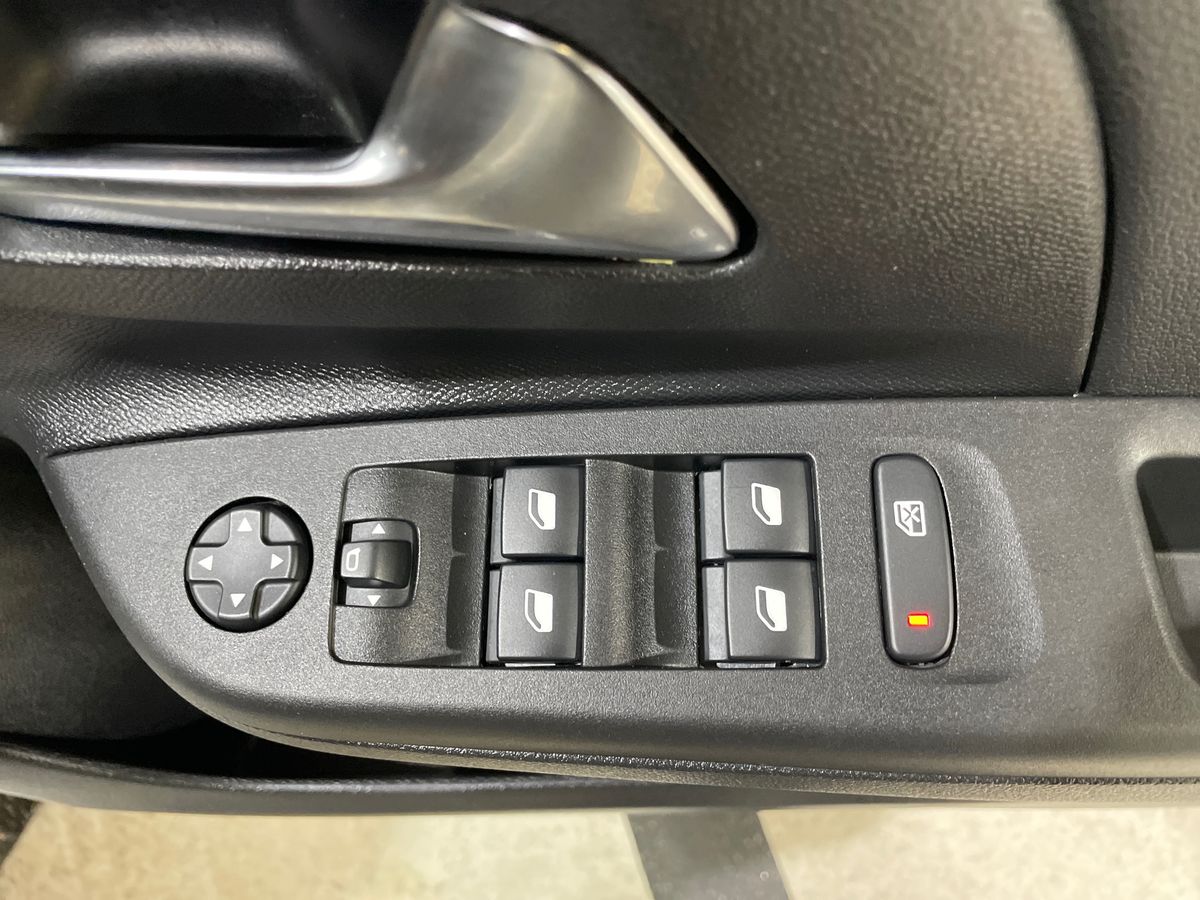 Used Vauxhall Corsa 2022 for sale - 77810215: Photo 20