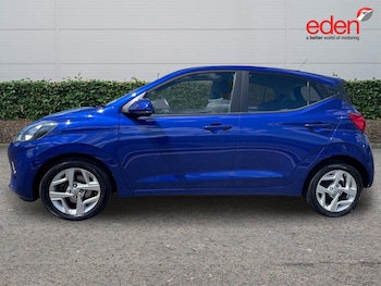 Used Hyundai i10 2023 for sale - 79490351: Photo