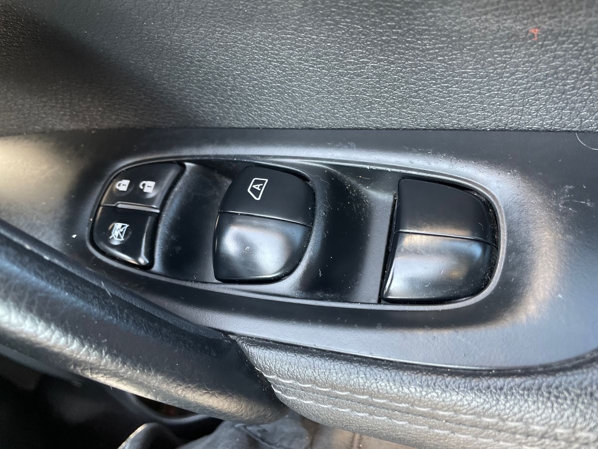 Used Nissan Qashqai 2016 for sale - 77971690: Photo 20