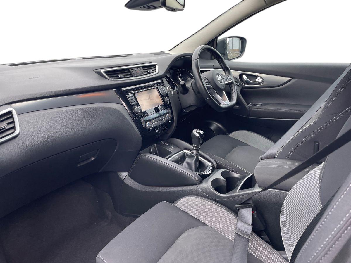 Used Nissan Qashqai 2017 for sale - 77911241: Photo 10