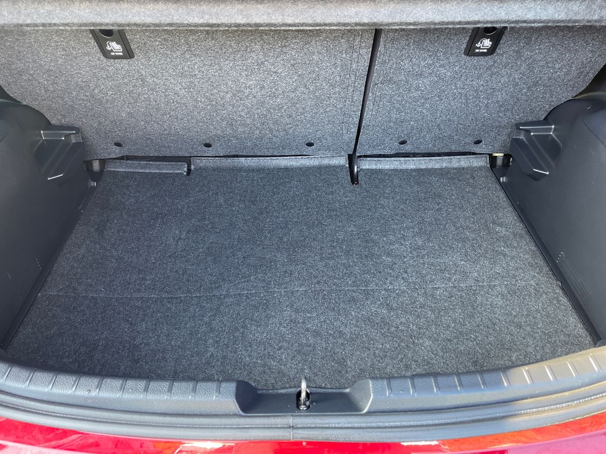 Used Toyota Yaris 2019 for sale - 77739988: Photo 12