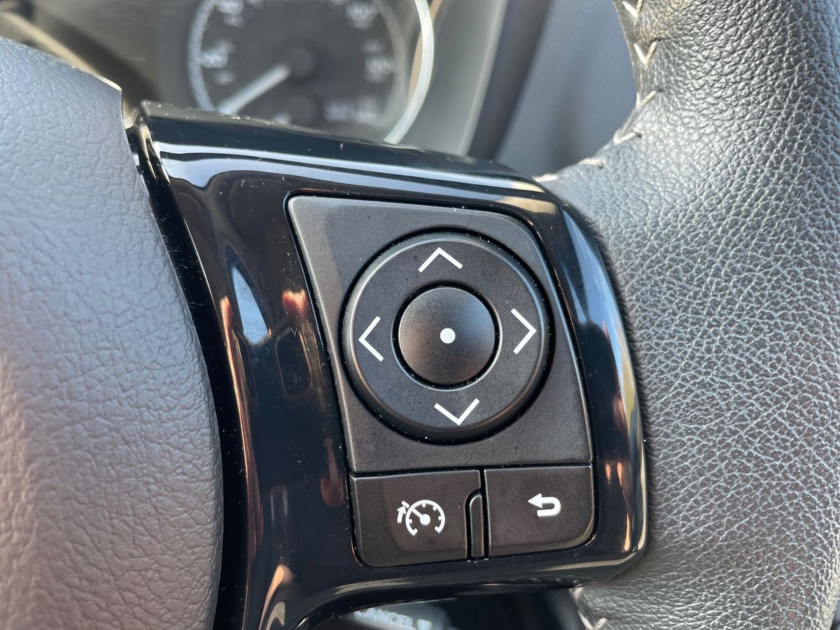 Used Toyota Yaris 2019 for sale - 77739988: Photo 17