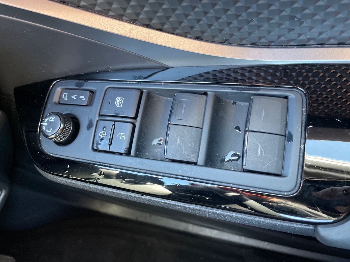 Used Toyota C-HR 2023 for sale - 78022309: Photo 20